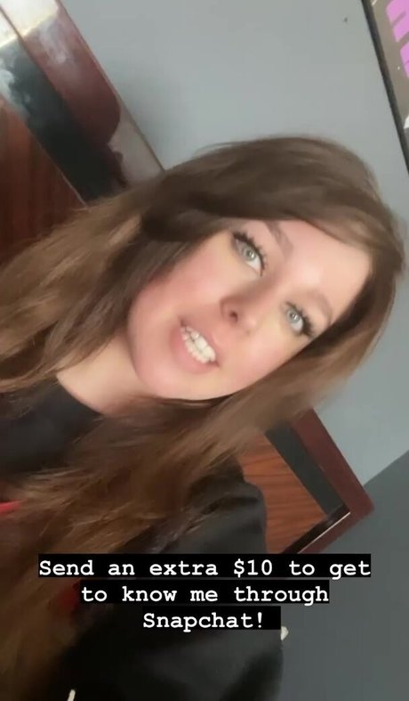 Nacktes geleaktes OnlyFans-Foto von Madisenmarkland