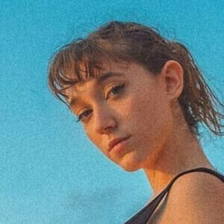 Nacktes geleaktes OnlyFans-Foto von Maya Gott