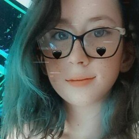 Nacktes geleaktes OnlyFans-Foto von Lucylovers710