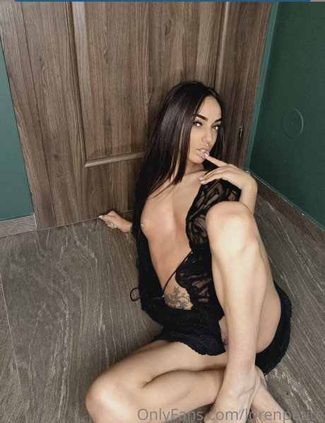 Petite Loren