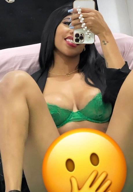Nacktes geleaktes OnlyFans-Foto von Julha Souza