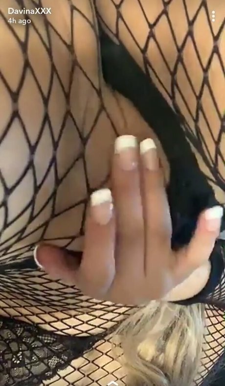 Nacktes geleaktes OnlyFans-Foto von Davinaxx