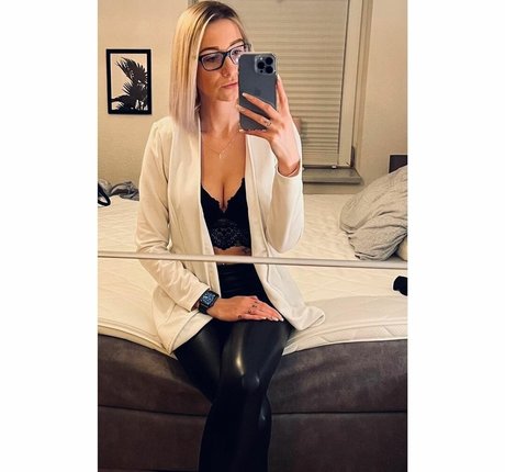 Nacktes geleaktes OnlyFans-Foto von Moonixy