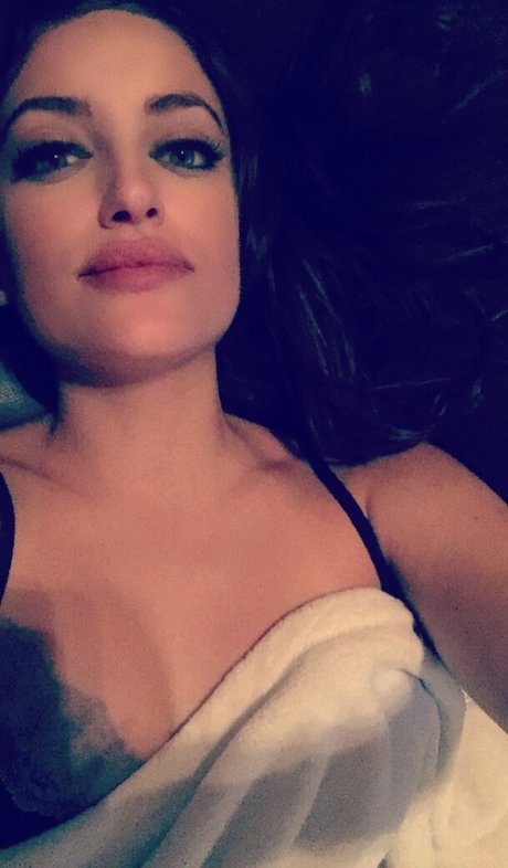 Nacktes geleaktes OnlyFans-Foto von Lauren Bedford Russell