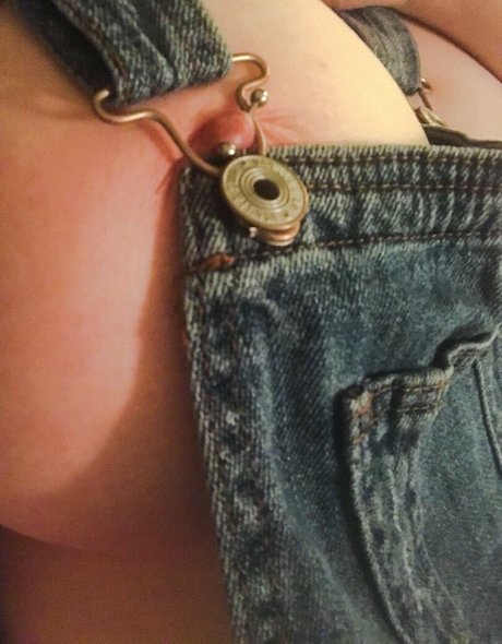 Nacktes geleaktes OnlyFans-Foto von Bunnibaby