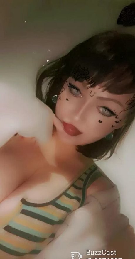 Nacktes geleaktes OnlyFans-Foto von Maleficence