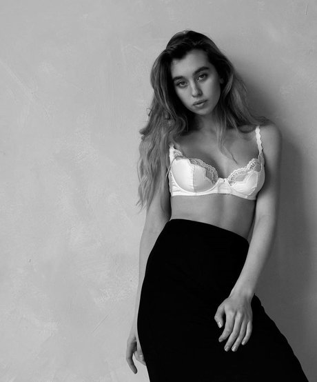 Nacktes geleaktes OnlyFans-Foto von Diana Pozhidaeva