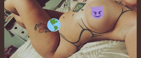 Nacktes geleaktes OnlyFans-Foto von Leil Xo