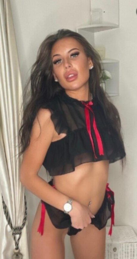 Nacktes geleaktes OnlyFans-Foto von Mackenizebleu