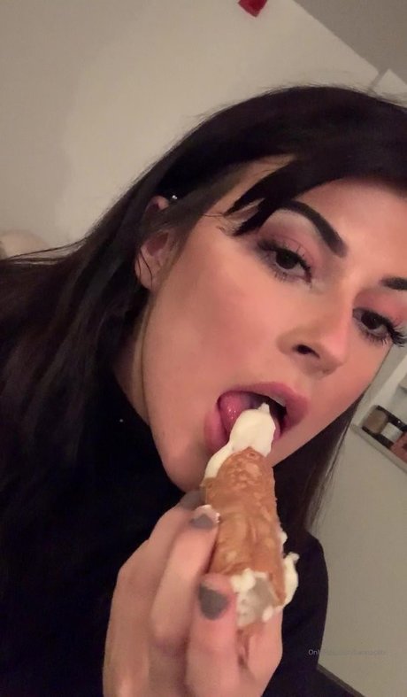 Nacktes geleaktes OnlyFans-Foto von Kenna Vita