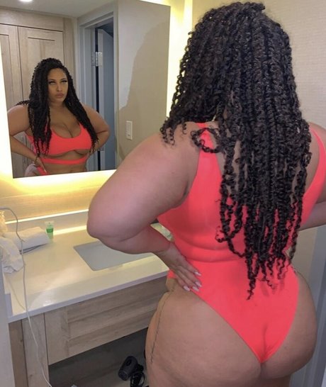Nacktes geleaktes OnlyFans-Foto von Thegirlofyourdreamz