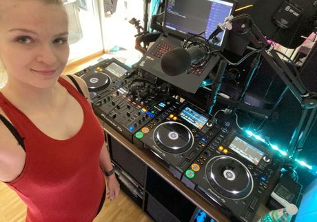 Nacktes geleaktes OnlyFans-Foto von Sintica