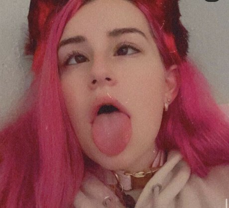 Nacktes geleaktes OnlyFans-Foto von Strawburrykitten