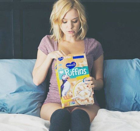 Nacktes geleaktes OnlyFans-Foto von Brea Grant
