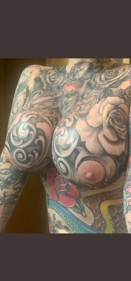 Nacktes geleaktes OnlyFans-Foto von Kandyisbadass