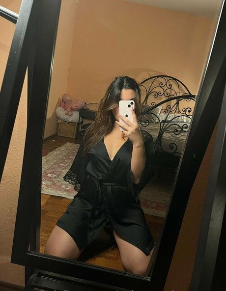Nacktes geleaktes OnlyFans-Foto von Onlynaomisummers