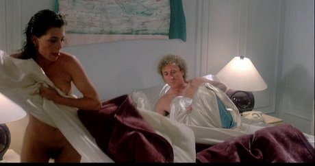 Nacktes geleaktes OnlyFans-Foto von Kelly Lebrock
