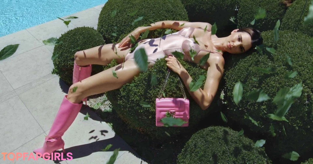 Nacktes geleaktes OnlyFans-Foto von Kendall Jenner #1124