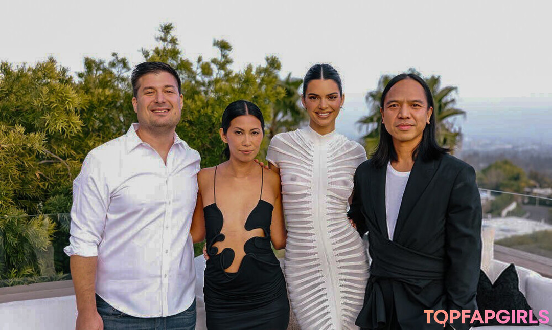 Nacktes geleaktes OnlyFans-Foto von Kendall Jenner #1807
