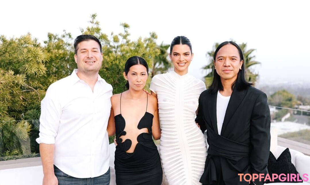 Nacktes geleaktes OnlyFans-Foto von Kendall Jenner #1811