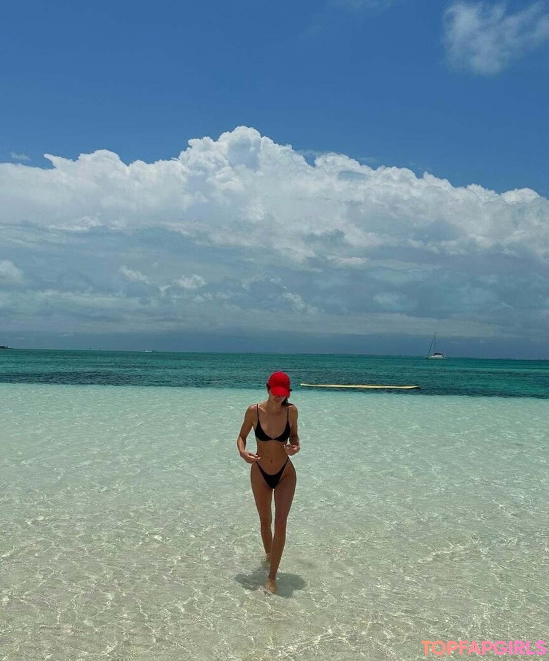 Nacktes geleaktes OnlyFans-Foto von Kendall Jenner #1925