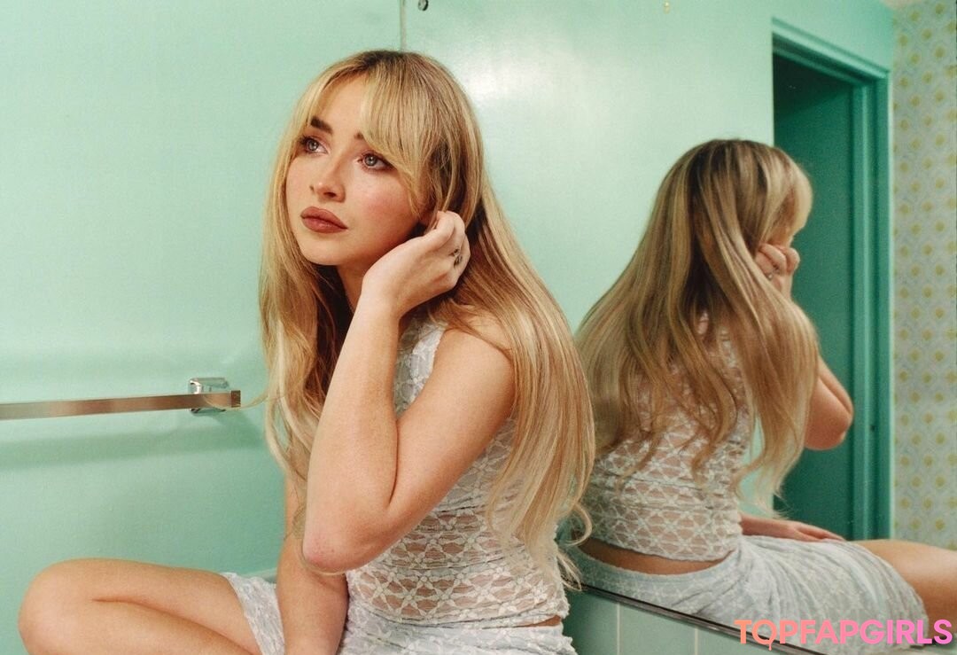 Nacktes geleaktes OnlyFans-Foto von Sabrina Carpenter #1132