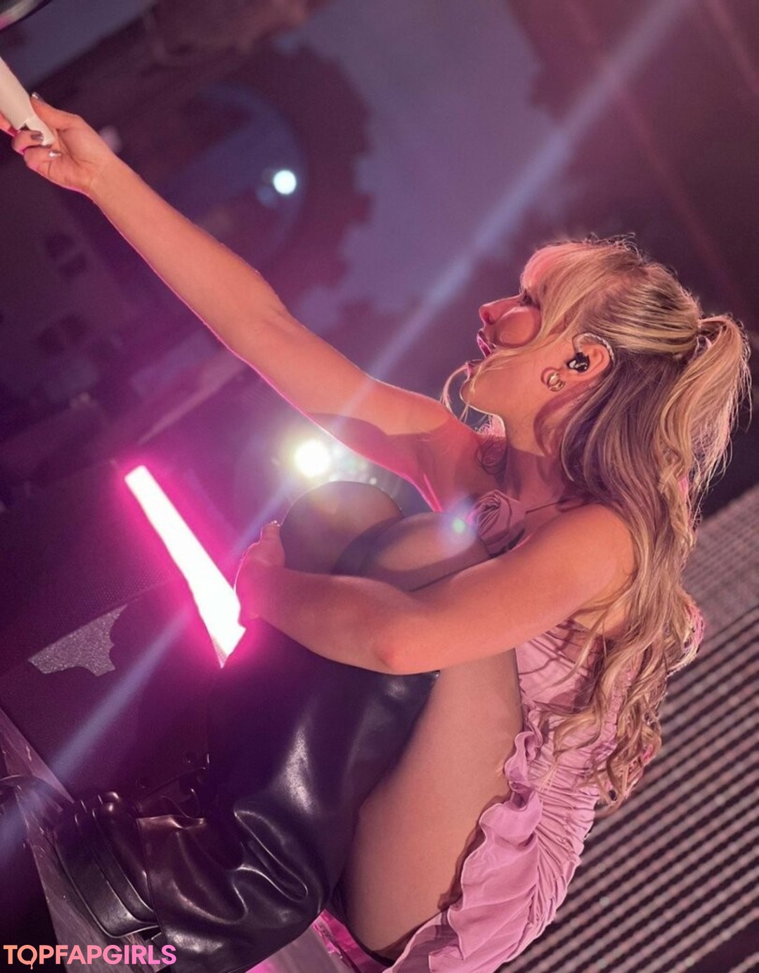 Nacktes geleaktes OnlyFans-Foto von Sabrina Carpenter #1184