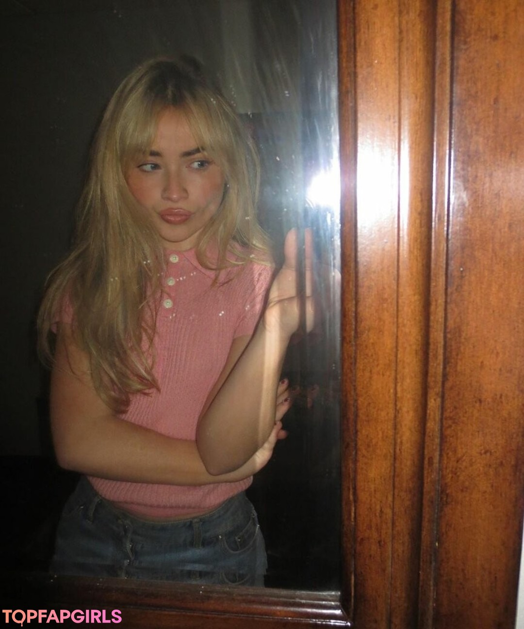 Nacktes geleaktes OnlyFans-Foto von Sabrina Carpenter #1264