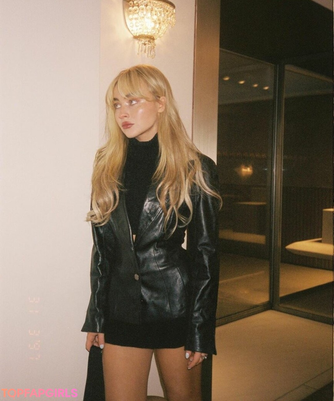 Nacktes geleaktes OnlyFans-Foto von Sabrina Carpenter #1589