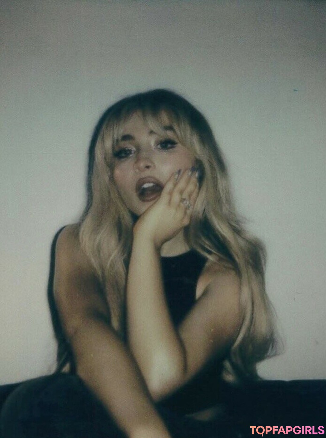 Nacktes geleaktes OnlyFans-Foto von Sabrina Carpenter #1676