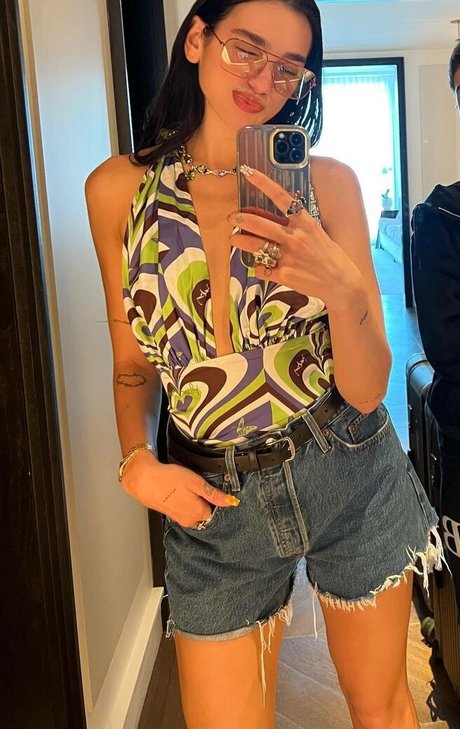 Dua Lipa