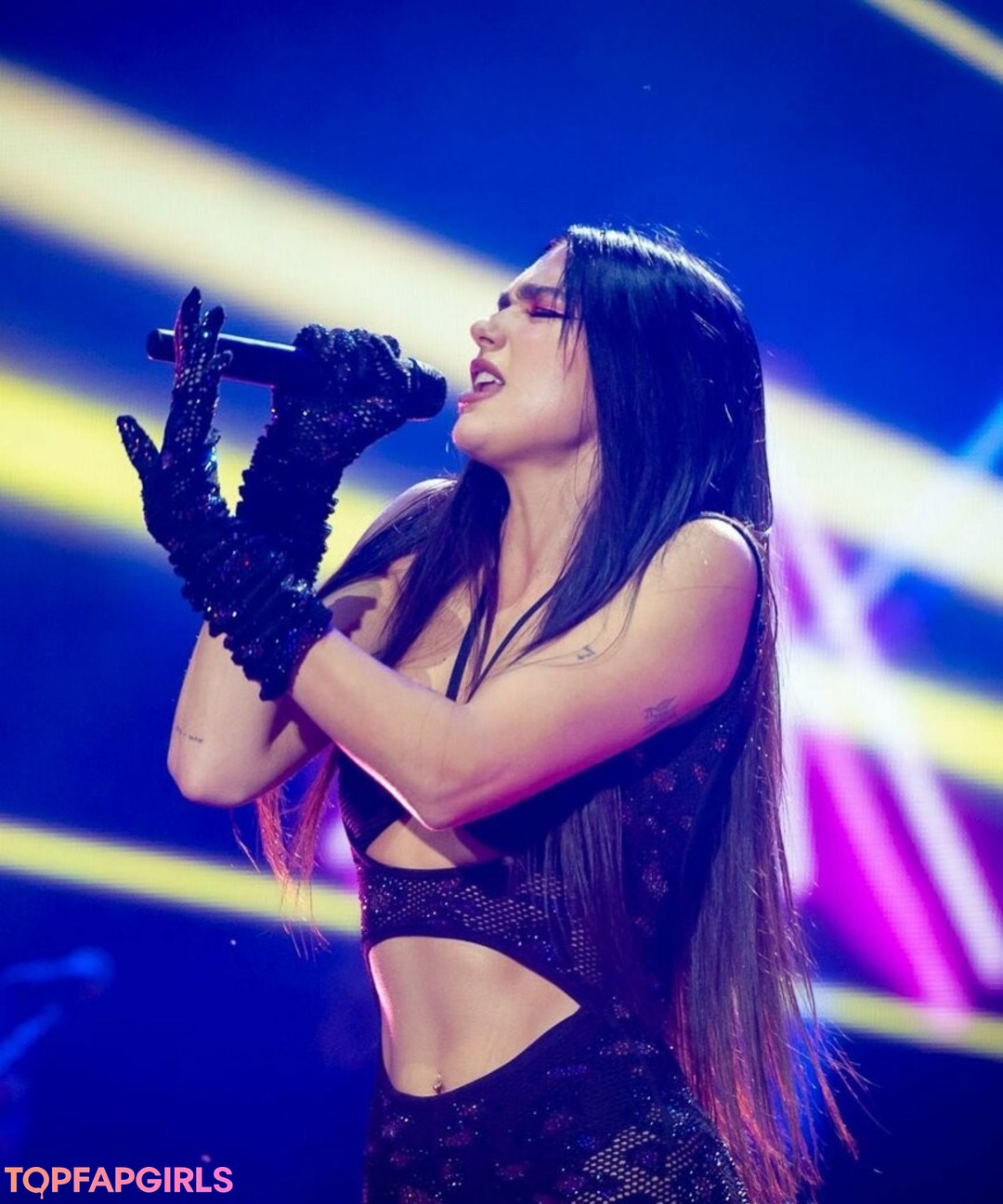 Nacktes geleaktes OnlyFans-Foto von Dua Lipa #1076