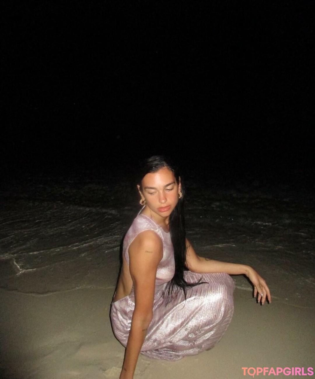 Nacktes geleaktes OnlyFans-Foto von Dua Lipa #1125