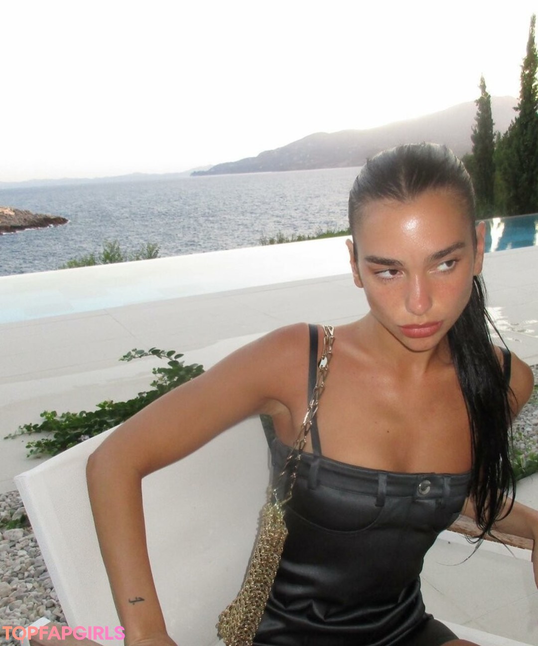 Nacktes geleaktes OnlyFans-Foto von Dua Lipa #1133