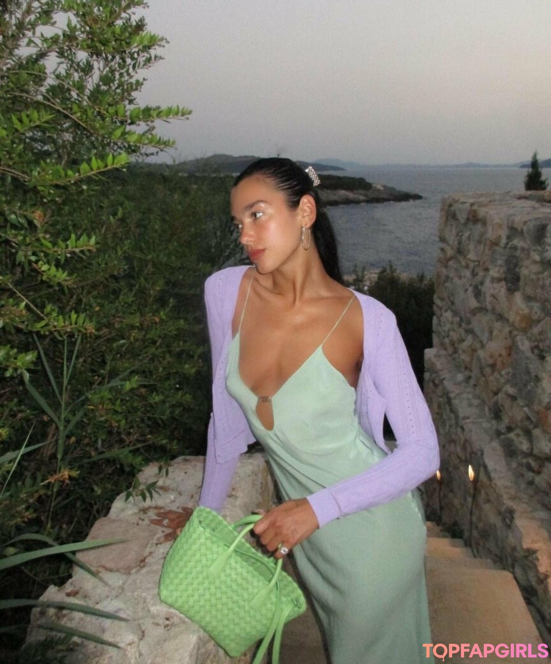 Nacktes geleaktes OnlyFans-Foto von Dua Lipa #1157