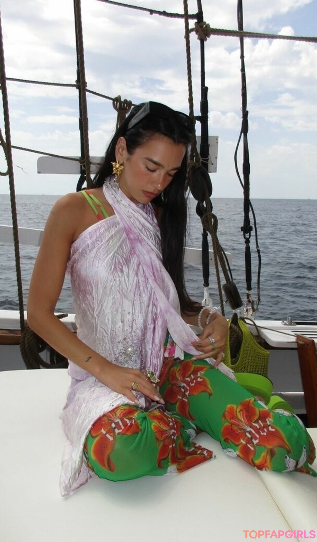 Nacktes geleaktes OnlyFans-Foto von Dua Lipa #1202