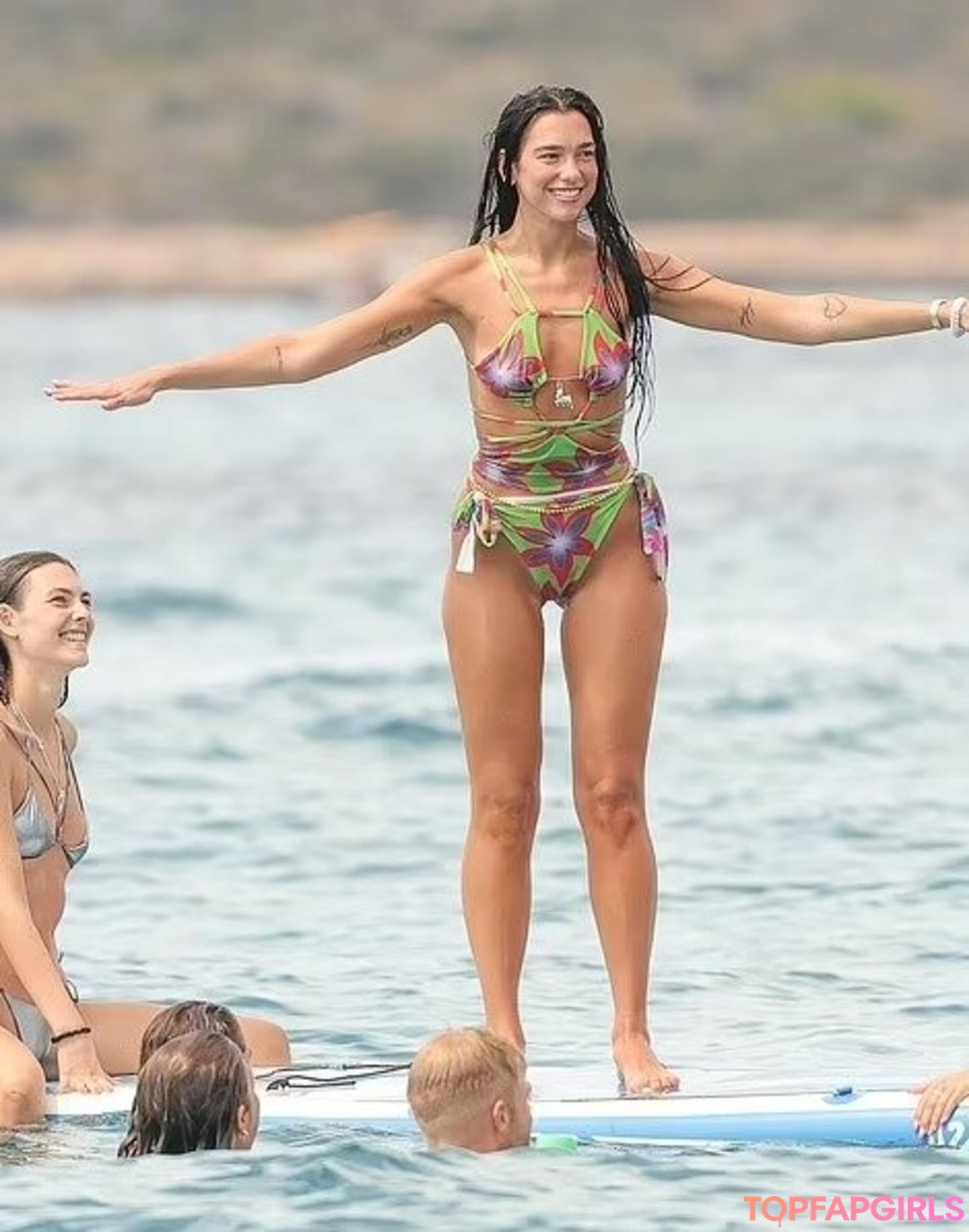 Nacktes geleaktes OnlyFans-Foto von Dua Lipa #1213