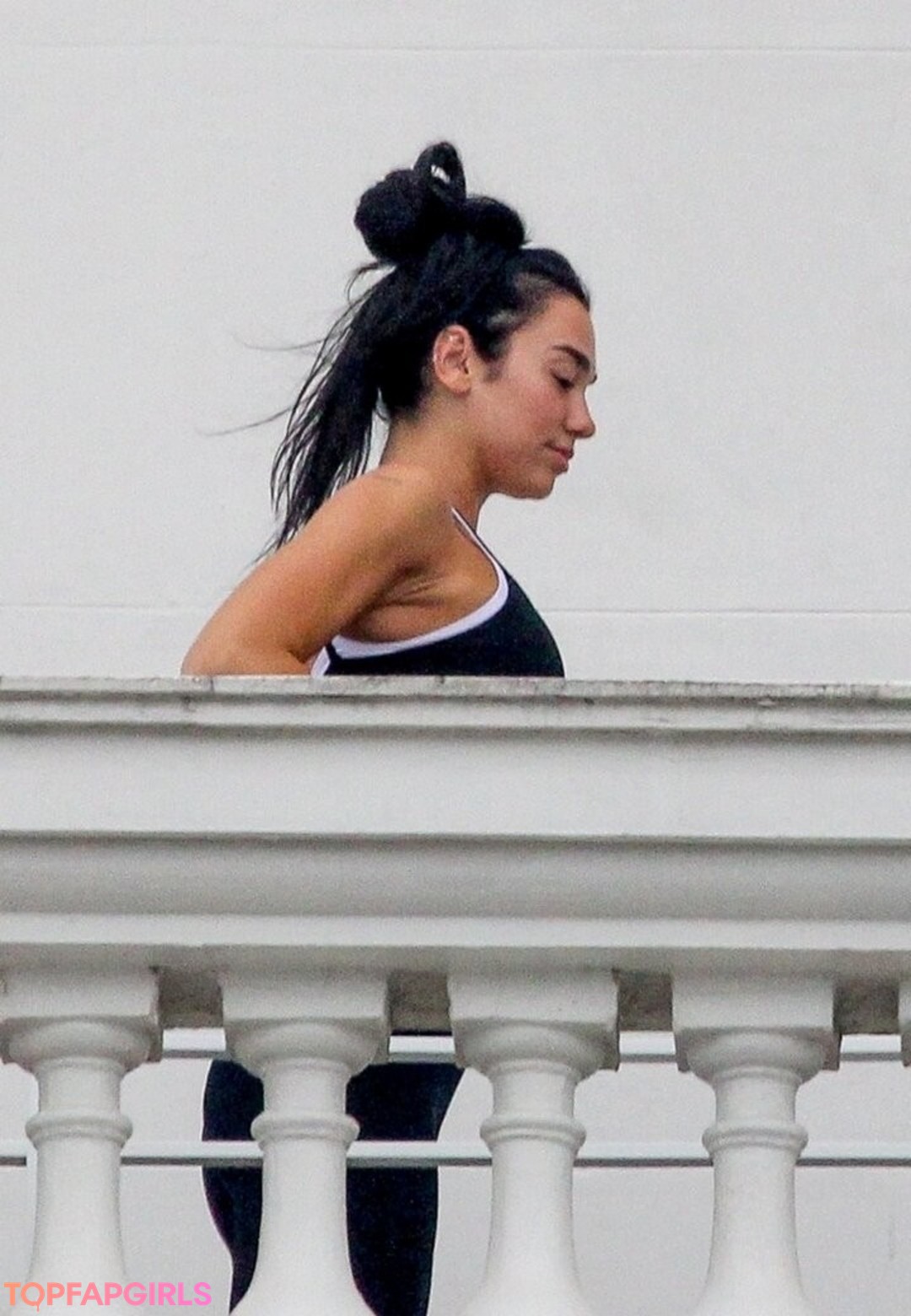 Nacktes geleaktes OnlyFans-Foto von Dua Lipa #1338