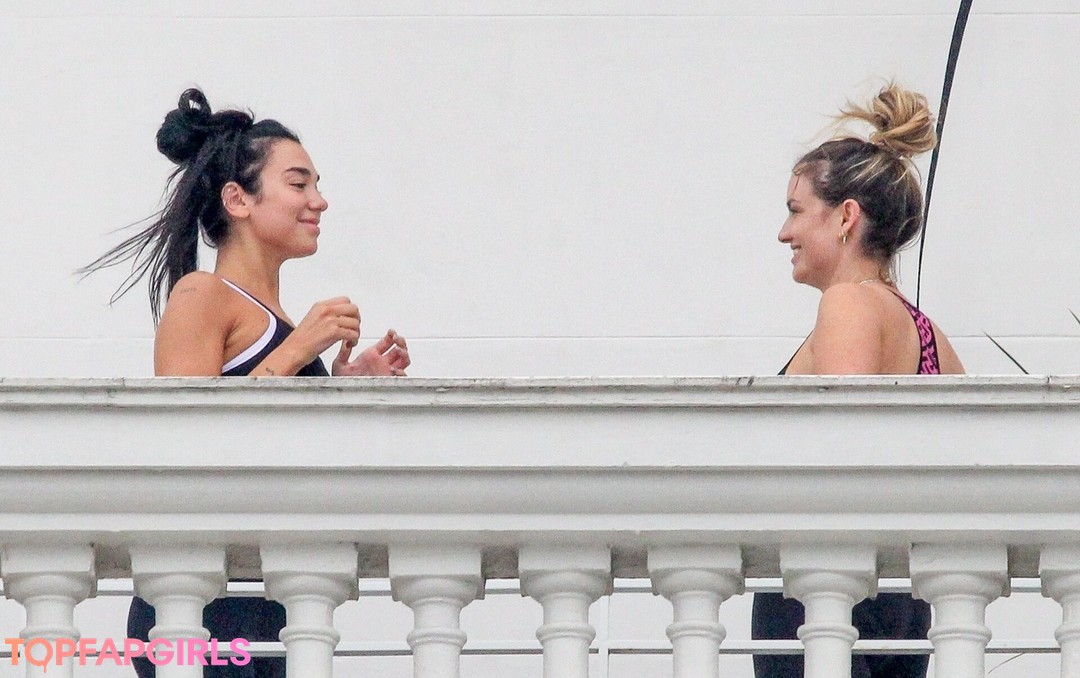 Nacktes geleaktes OnlyFans-Foto von Dua Lipa #1351