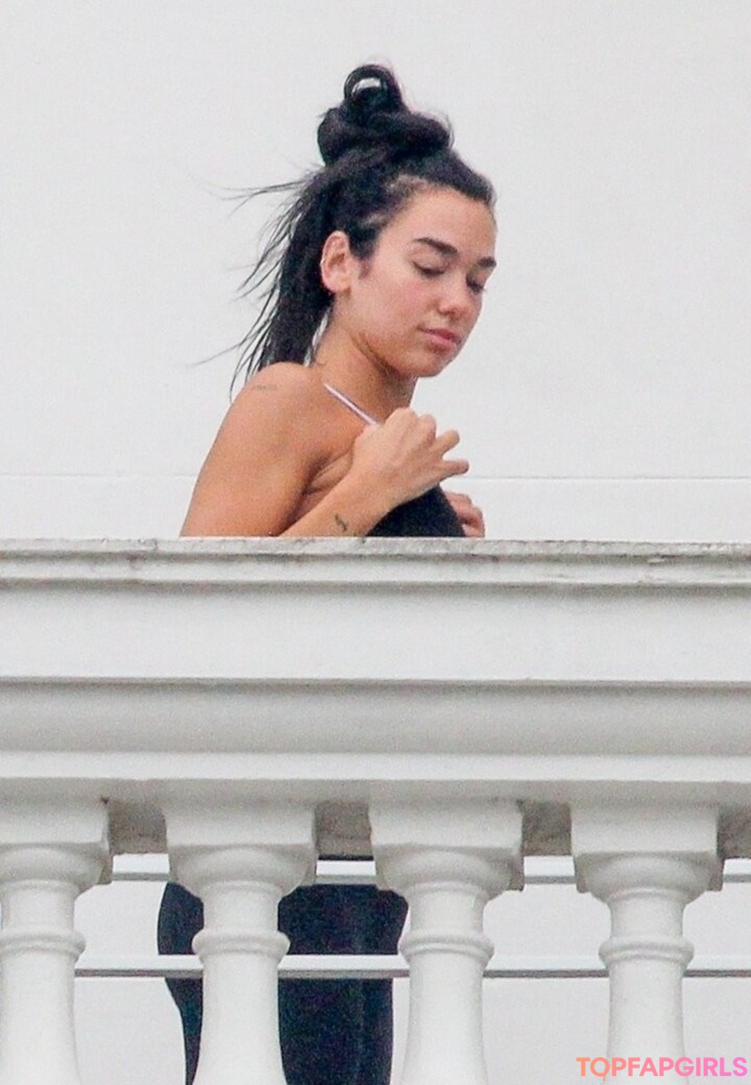 Nacktes geleaktes OnlyFans-Foto von Dua Lipa #1359