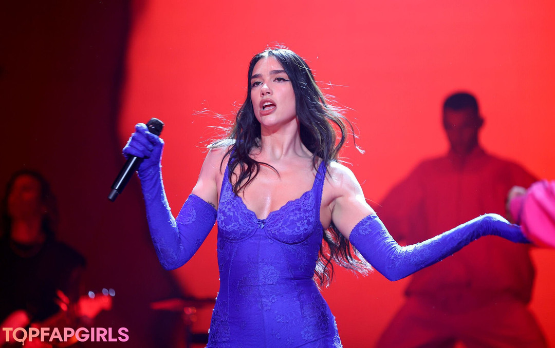 Nacktes geleaktes OnlyFans-Foto von Dua Lipa #1503