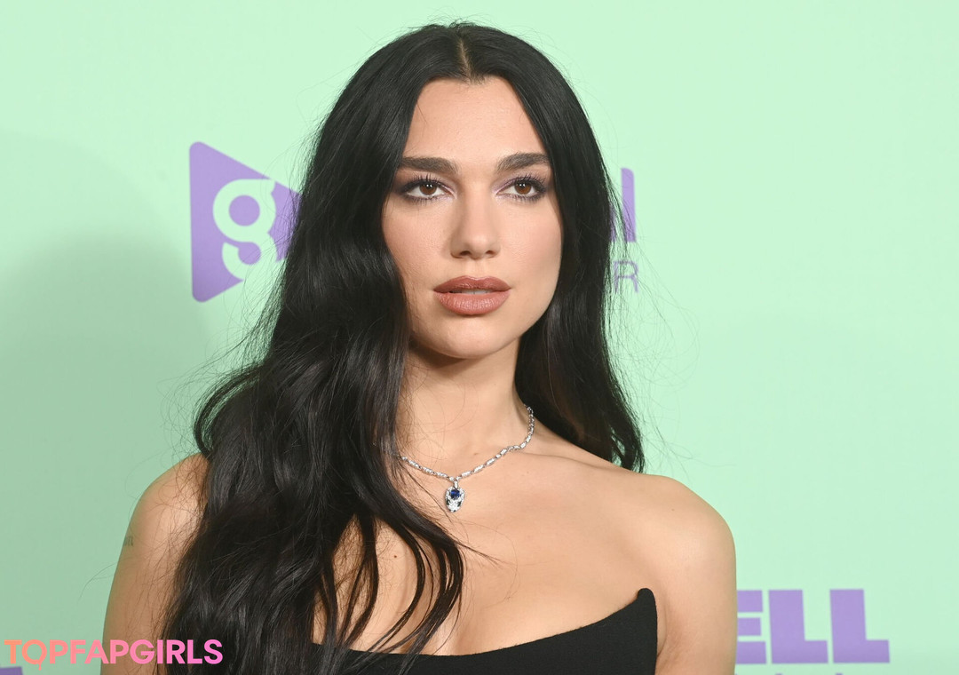 Nacktes geleaktes OnlyFans-Foto von Dua Lipa #1651