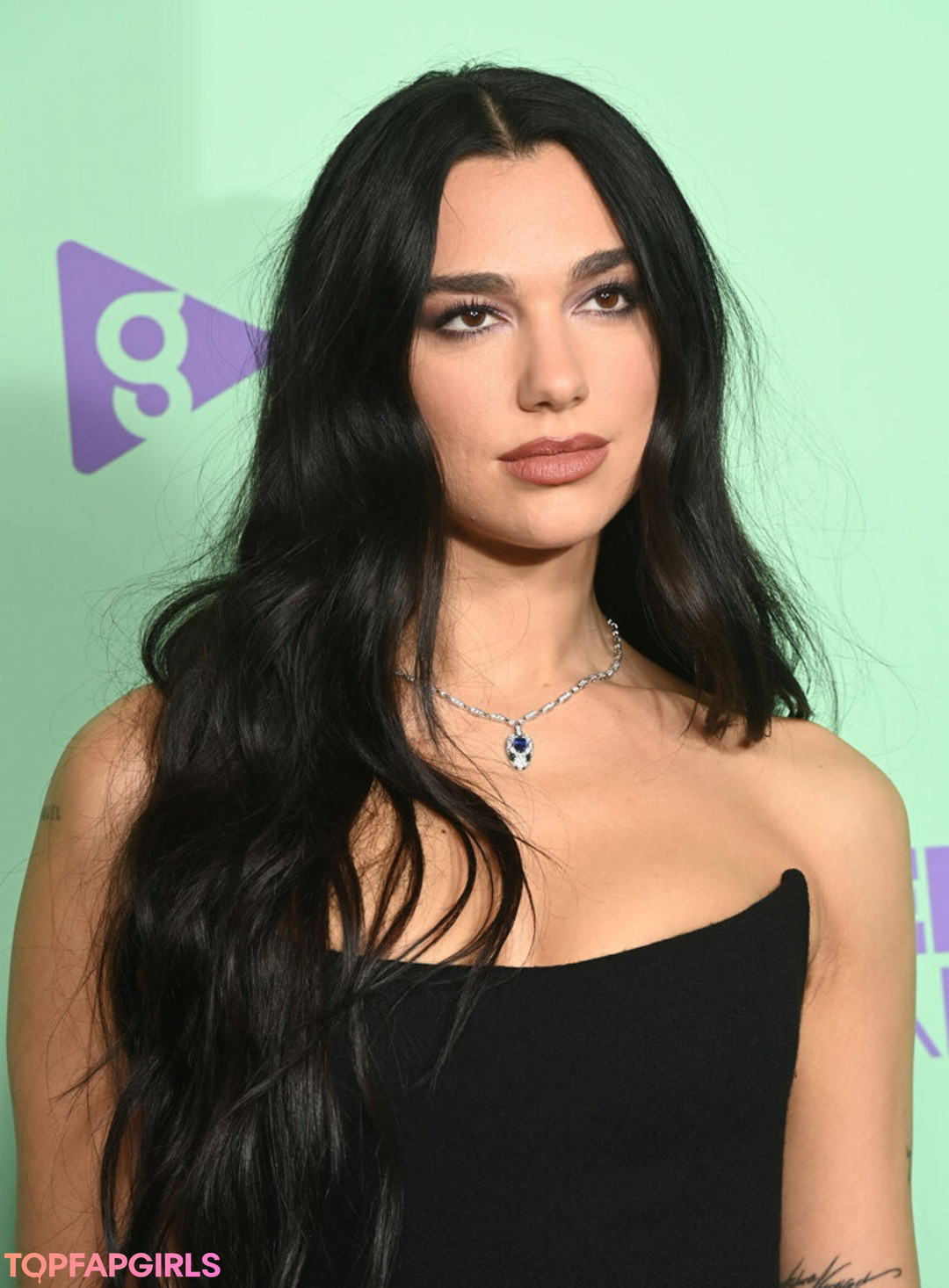 Nacktes geleaktes OnlyFans-Foto von Dua Lipa #1685