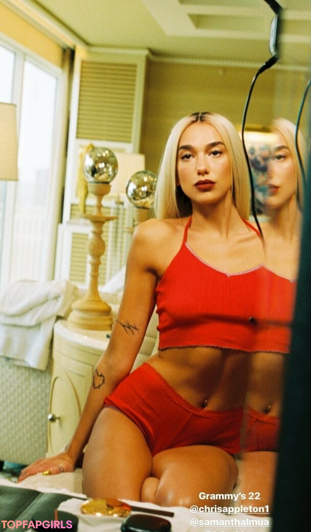 Nacktes geleaktes OnlyFans-Foto von Dua Lipa #1703