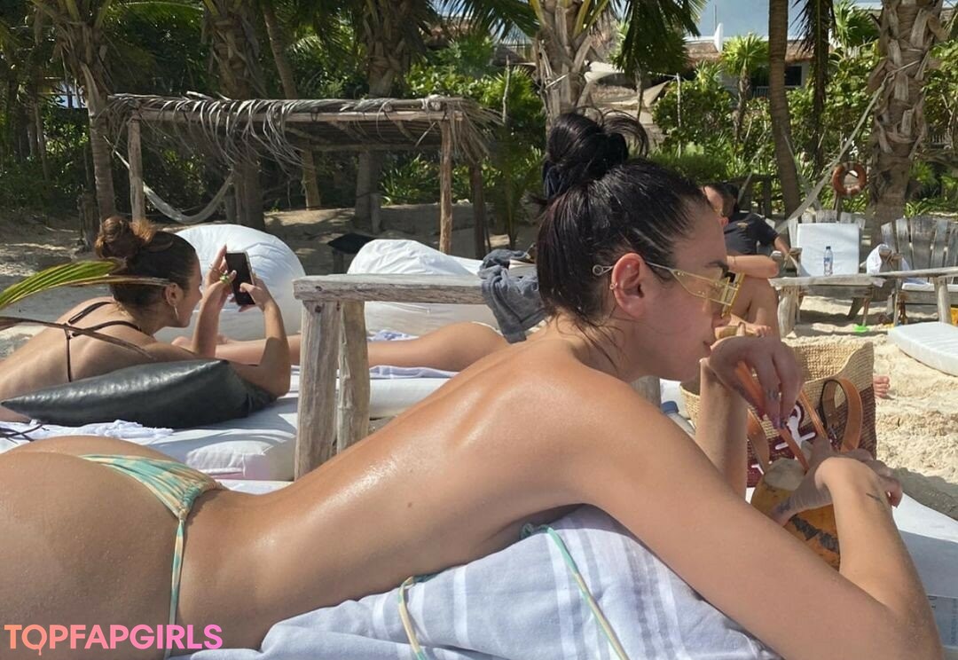Nacktes geleaktes OnlyFans-Foto von Dua Lipa #1729