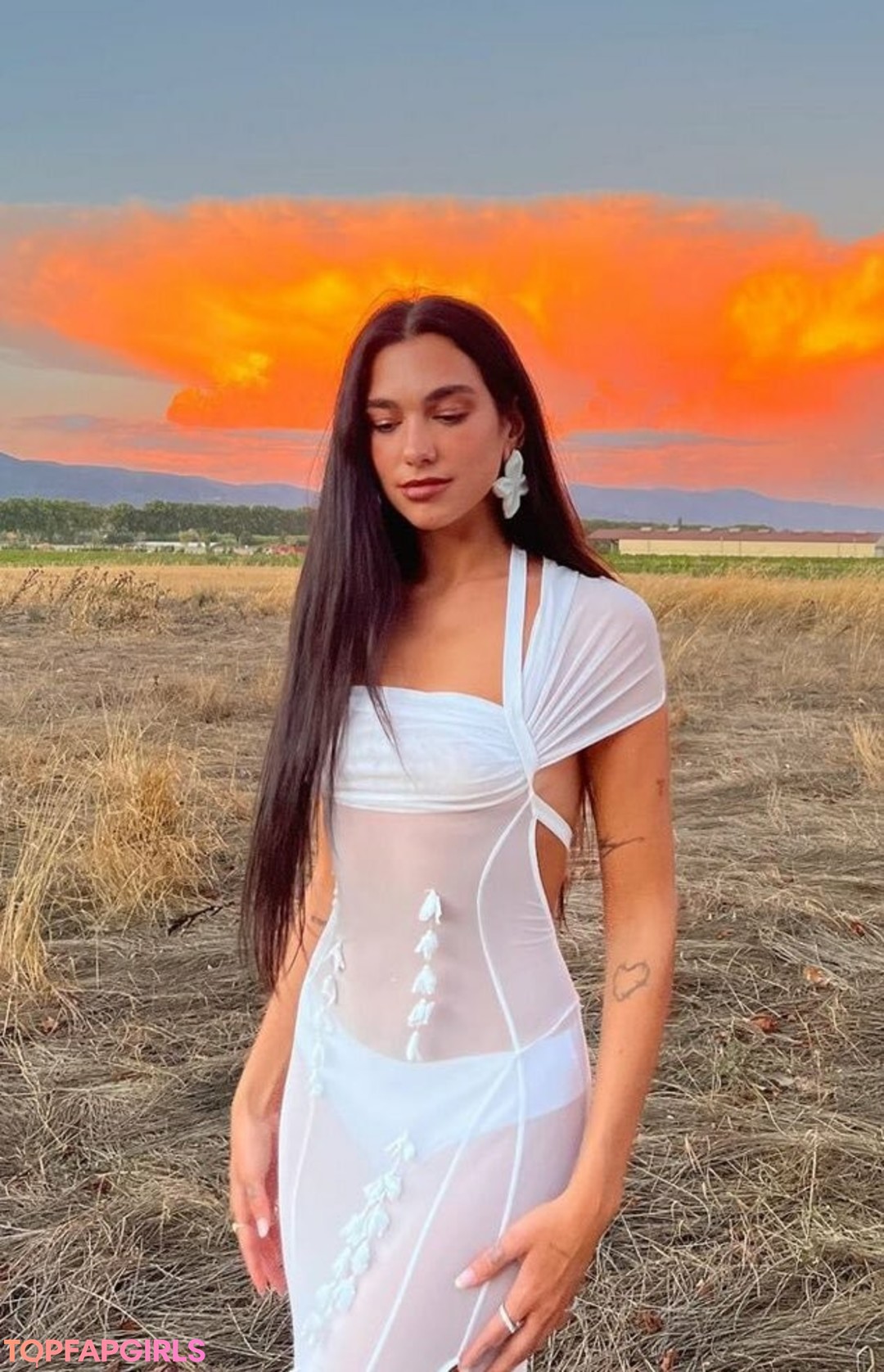 Nacktes geleaktes OnlyFans-Foto von Dua Lipa #1786