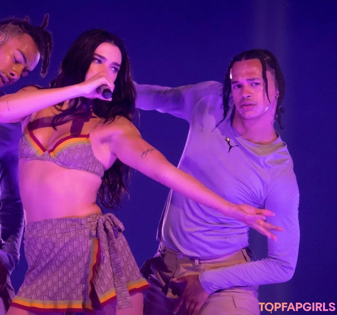 Nacktes geleaktes OnlyFans-Foto von Dua Lipa #1960