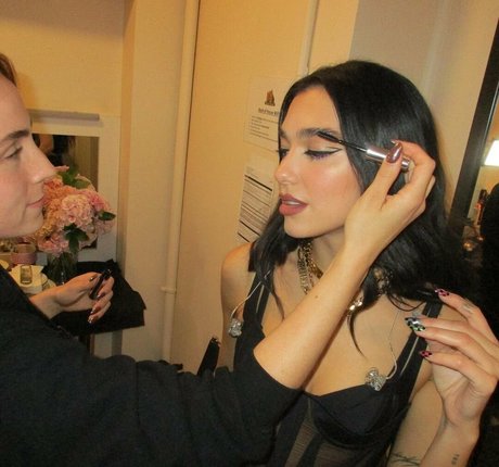 Dua Lipa