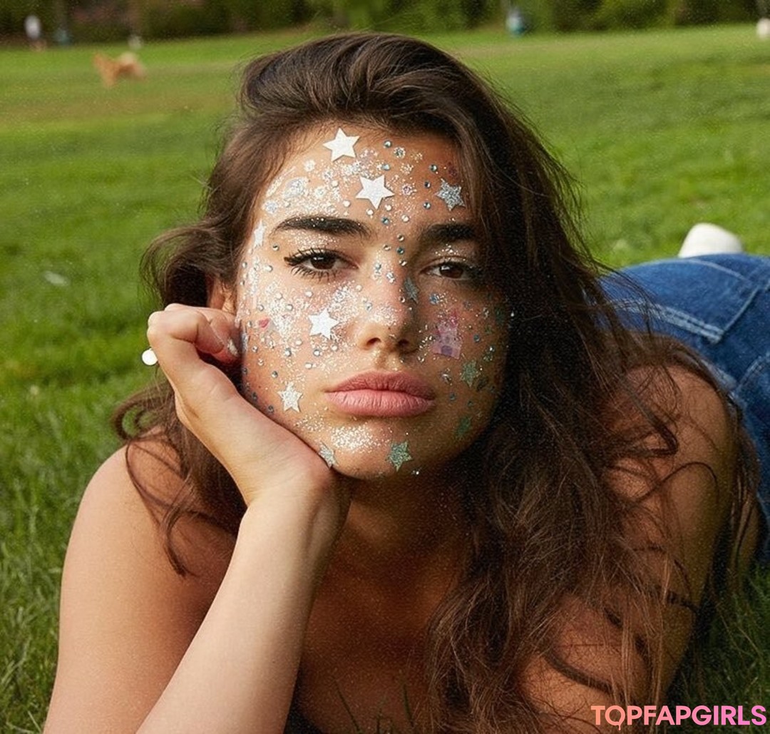 Nacktes geleaktes OnlyFans-Foto von Dua Lipa #1998