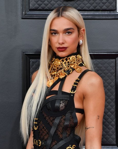Dua Lipa